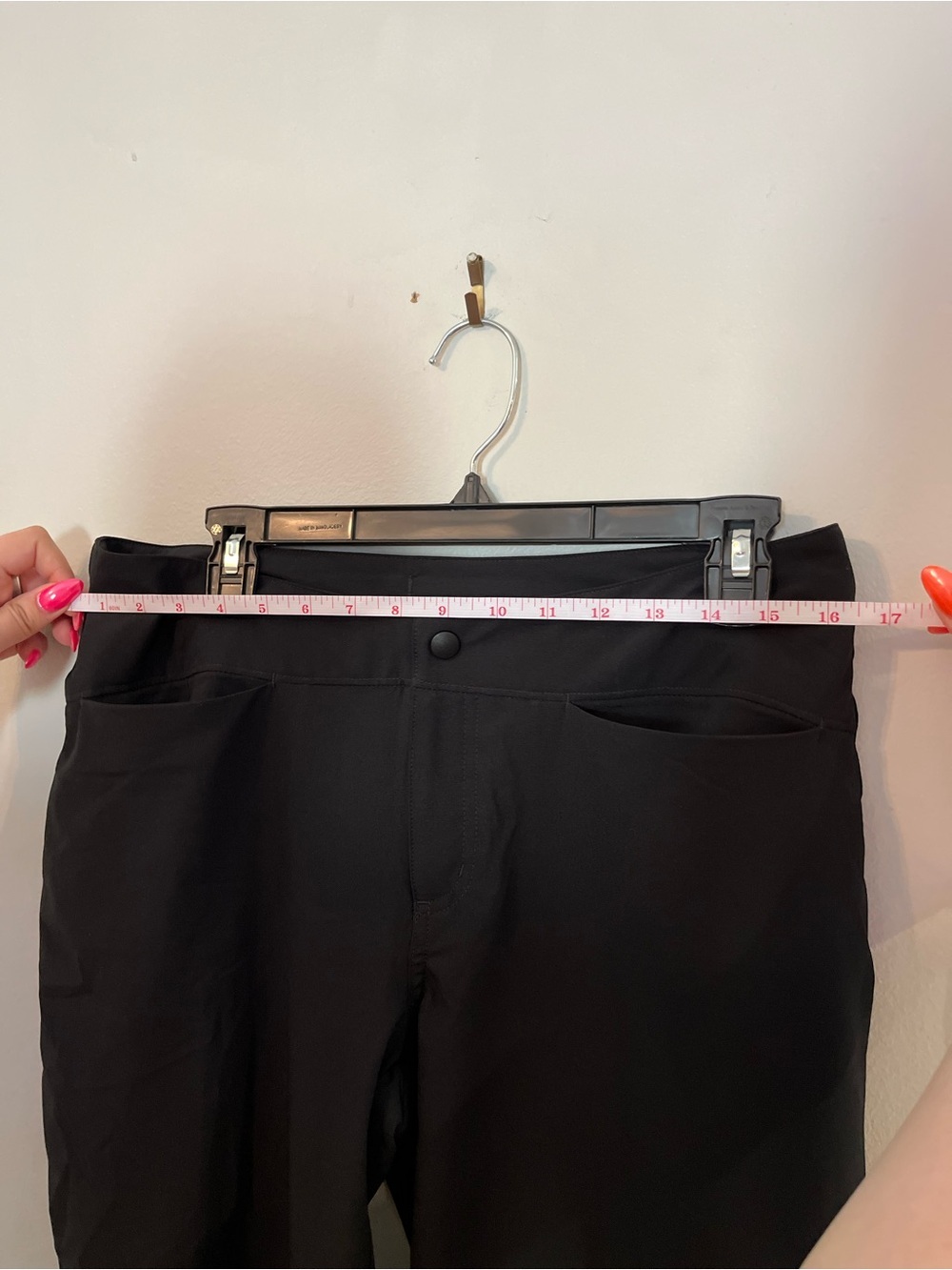 Eastern Mountain Sports Black Cropped Hiking Pants - Picture 5 of 6